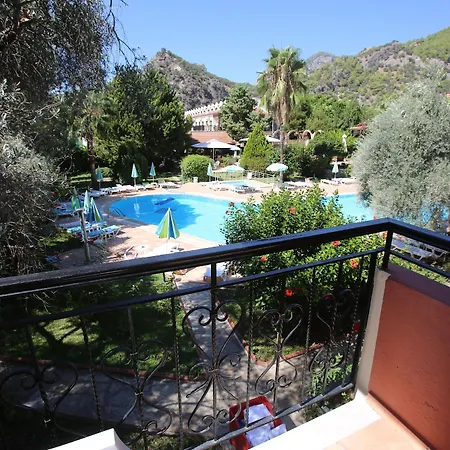 Katre Hotel