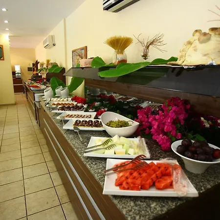 Hotel Katre 4*