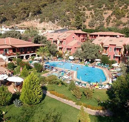 Hotel Katre 4*